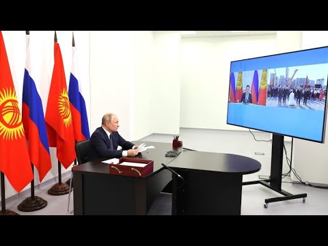 Владимир Путин и Садыр Жапаров дали старт строительству новых русских школ в Кыргызстане