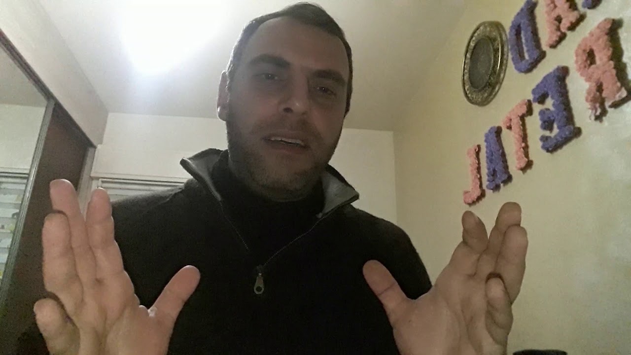 أعلى مراتب الذكر ما يأتيك من خزائن الله تعالى فيتنور به قلبك فتدمع به عينك فيعقله عقلك فينطق لسانك