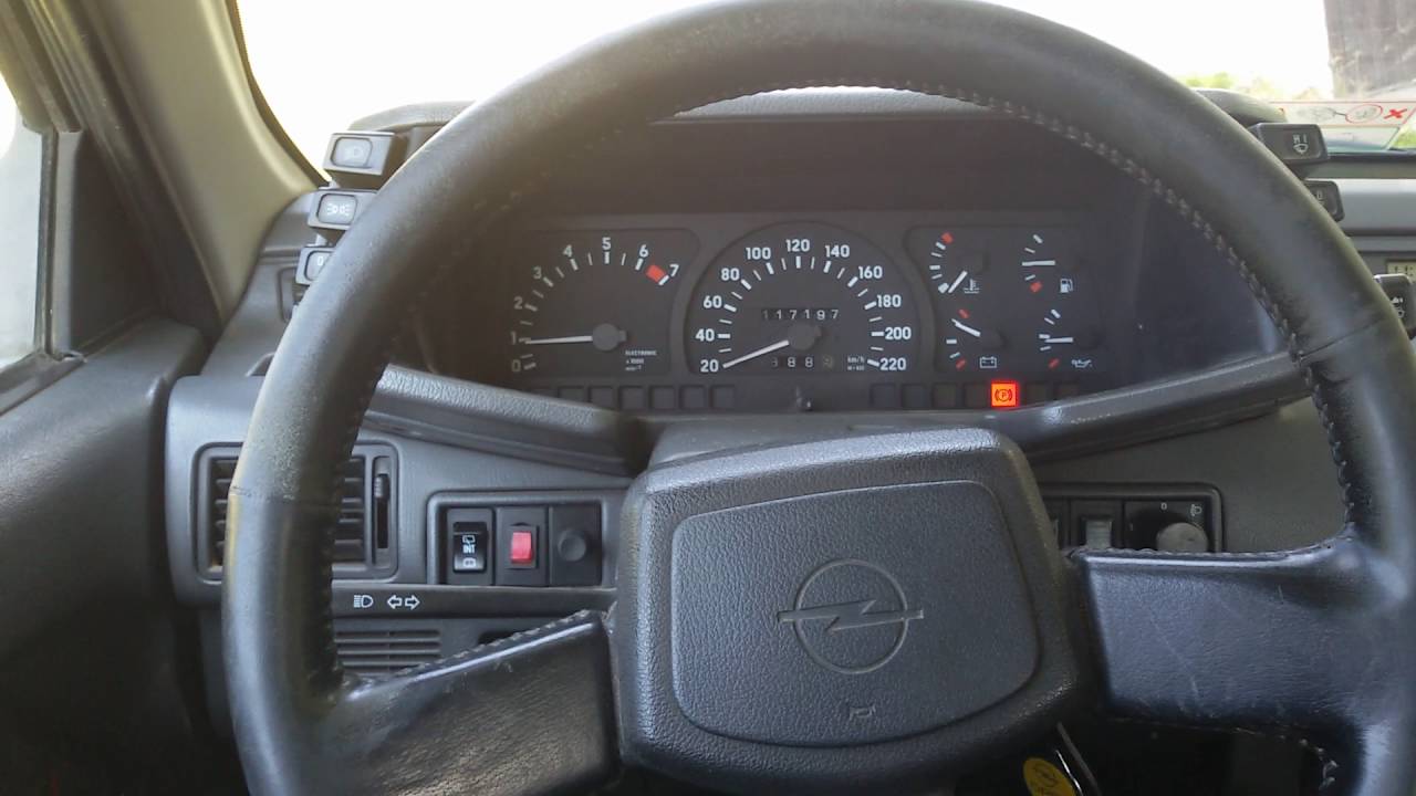 Opel frontera салон