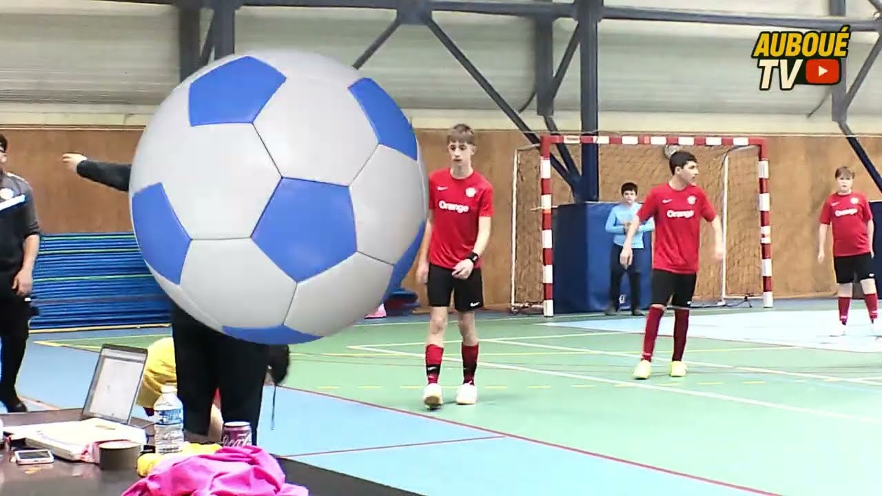Tournoi de foot des U13 le 14 février 2026 à la salle Maurice Pichon à Auboué