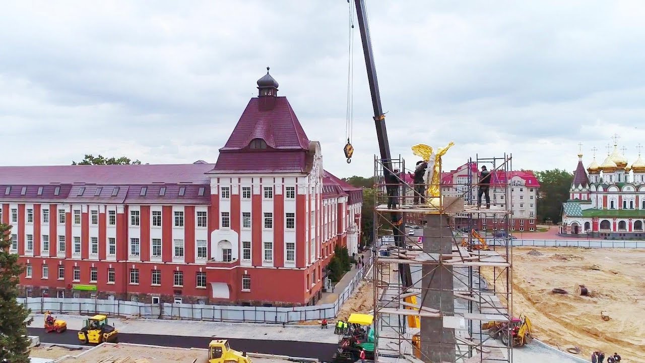 Где в гусеве можно. Центральная площадь Гусев Калининградская область. Гусев (город). Город Гусев площадь. Площадь в Гусеве Калининградской области.