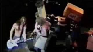Alice in chains funny! people with boxes live!