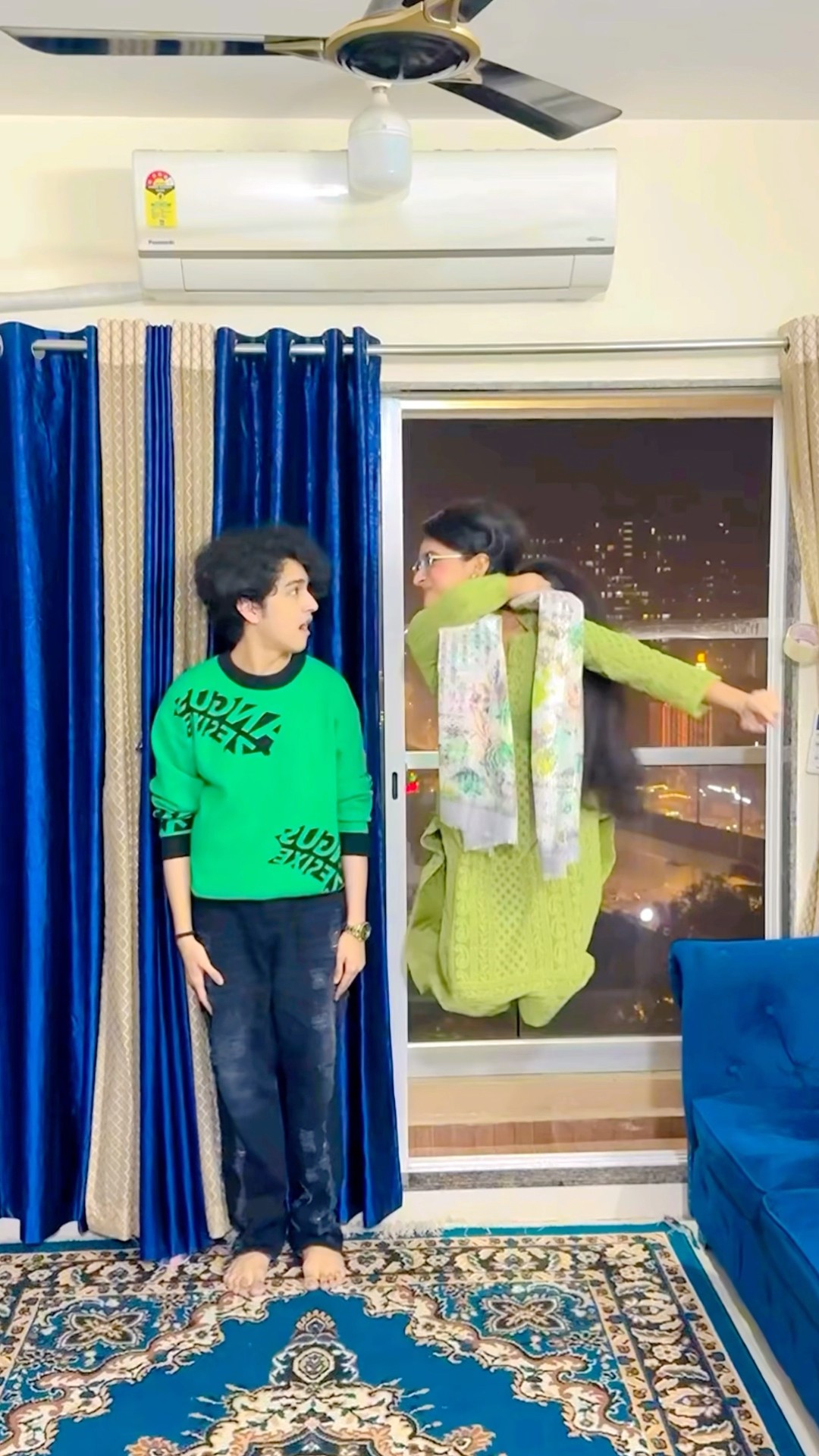 Smashing hit? #zidaanshahidaly #brothersister #shorts