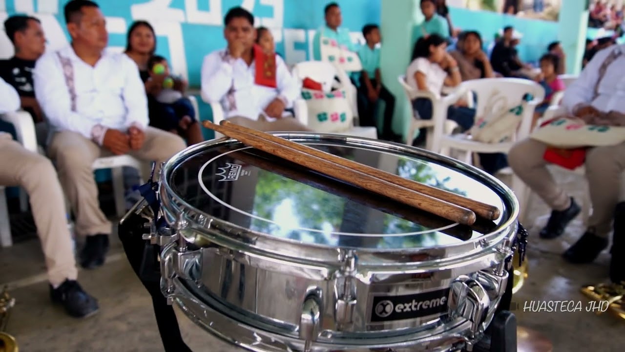 Volando sobre Santiago Centro, Tamazunchale en el día de concurso de bandas de viento @HUASTECA-JHD