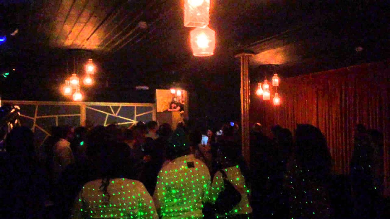 Hire DJs Book DJs - S.O.M. DJ Hire & Disco Hire London www.somdjhire.co.uk