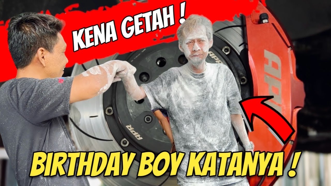 AKU KENA PRANK & MANDI TEPUNG GENG! KERJA PEKIN DENGAN WAK YAR 😭