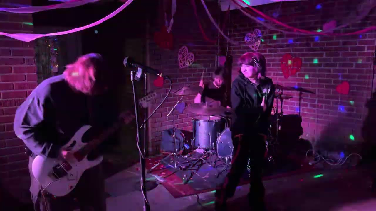 Kutie – “Blood Moon” Live at an Exeter House Show (California Rock Band)