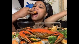 Blue Crab and Green lip mussels Seafood Boil Mukbang shortsfood   bluecrabqueen 먹는 쇼