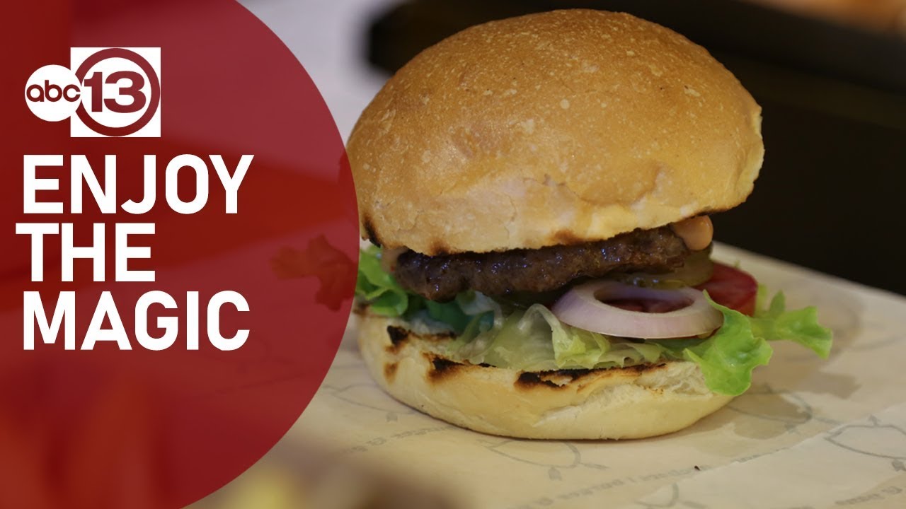 Be mystified by these magic burgers - YouTube