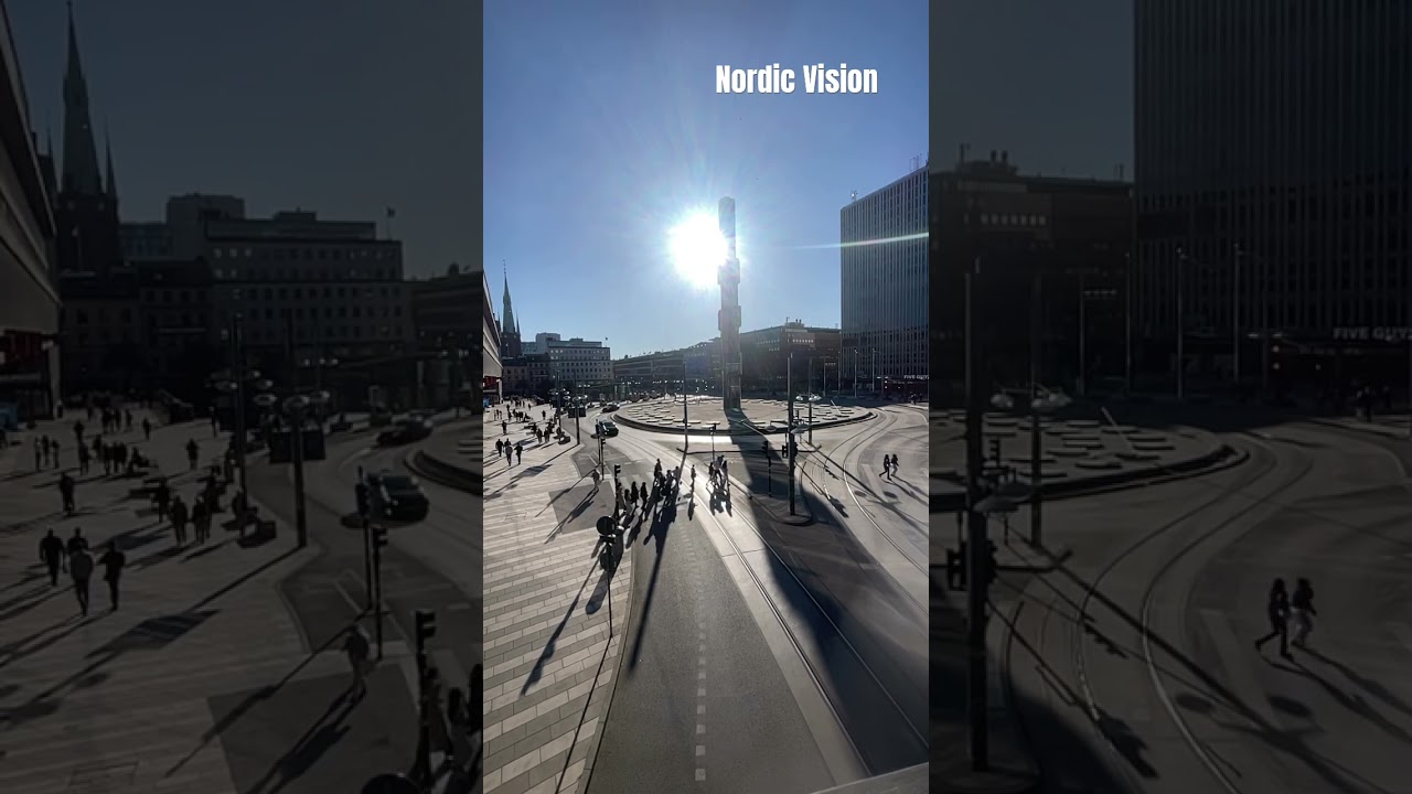 People walk in Sergelstorg 🇸🇪