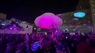 Sante Vie @ The Fluffy Cloud Experience DTLA