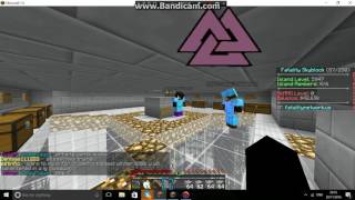 SkittleNinja2016 using Mob/Kill aura