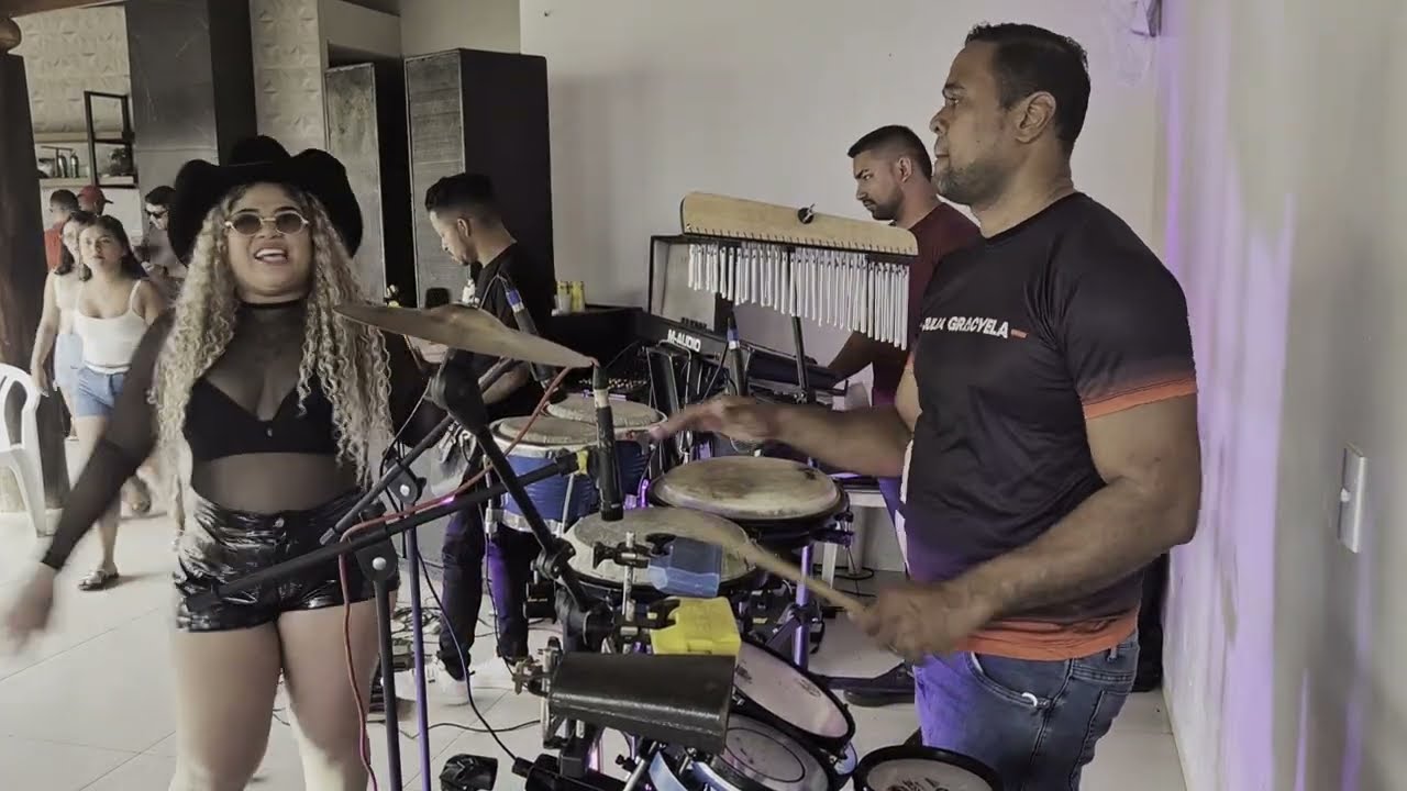 SERESTA DA JULINHA - AO VIVO NA CONFRATERNIZAÇÃO DA U&M - DIA 20/09/2025