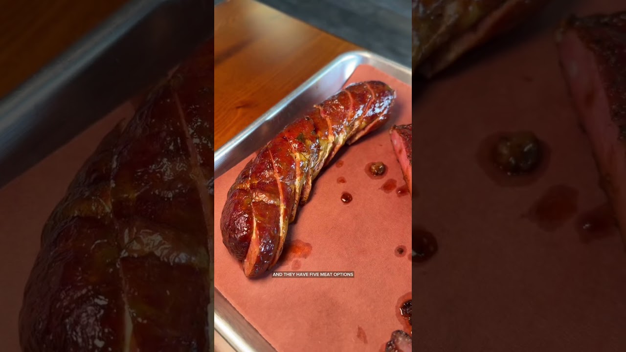 Новое место для барбекю! Прошел месяц, 7 месяцев живу в Вегасе, и в Smokeshow все готовят с нуля.