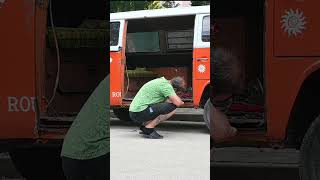 🚐 1973 Volkswagen T2 Bus Restorasyonu Başladı | Çürük Parçaları Değiştiriyoruz!