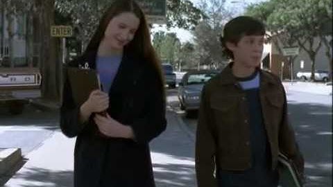 Freaks & Geeks - 1x08 - "Girlfriends and Boyfriends" (3/5) [Subtitulos]