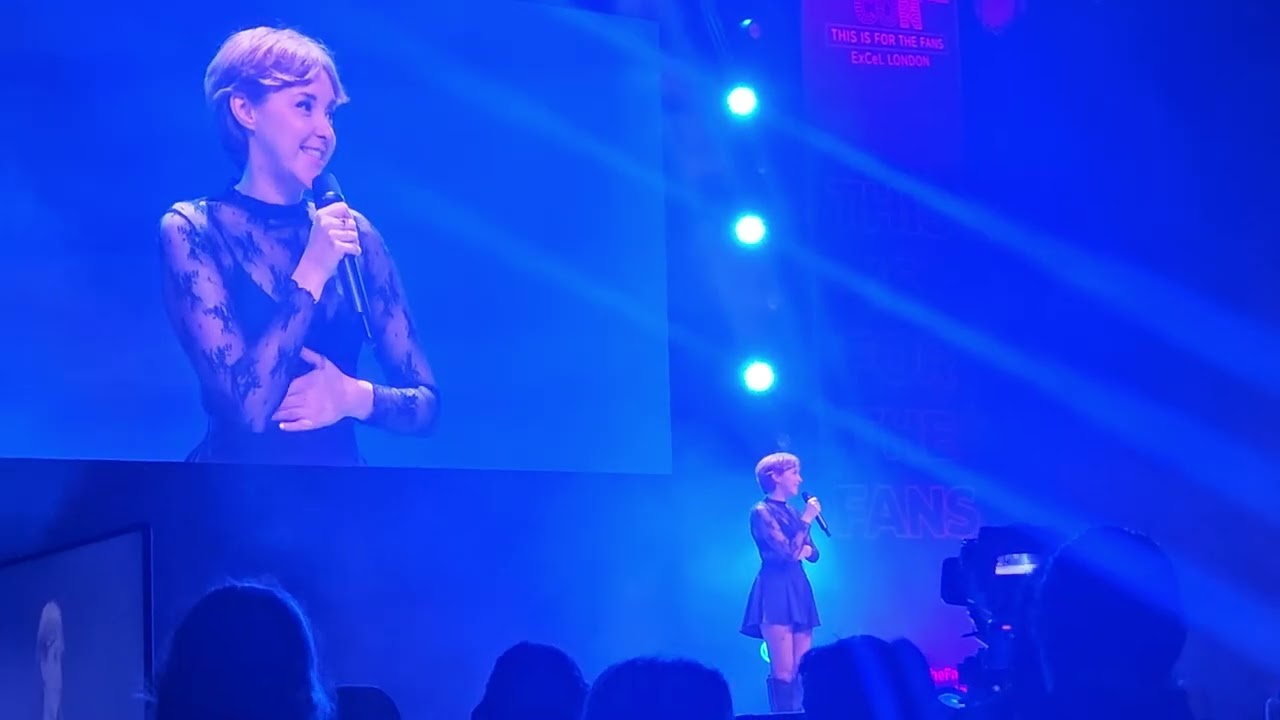 Evelyn Hoskins sings Carrie at Musicalcon Musical Theatre 