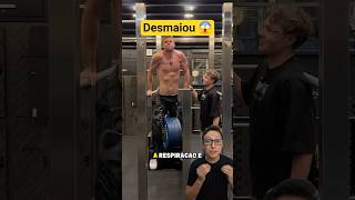 Desmaio No Exercício Levantamento De Peso