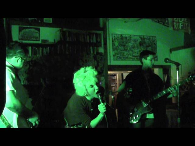 AR121: Priests