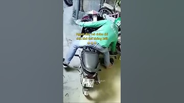 Người đâu mà chăm chỉ chịu khó thế không biết 😂 #tromcuop #tromcap #xeomcongnghe #grabbike