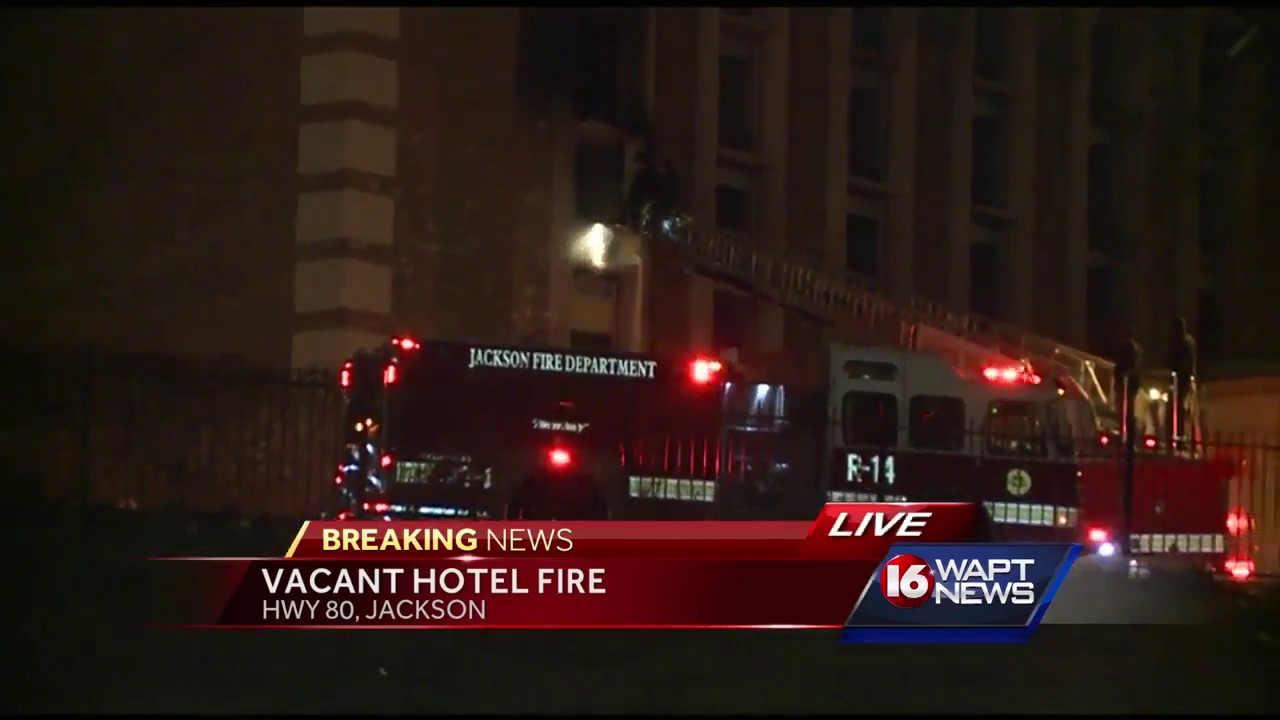 Fire breaks out at vacant hotel