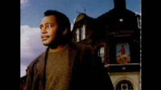 George Benson - Footprints In The Sand