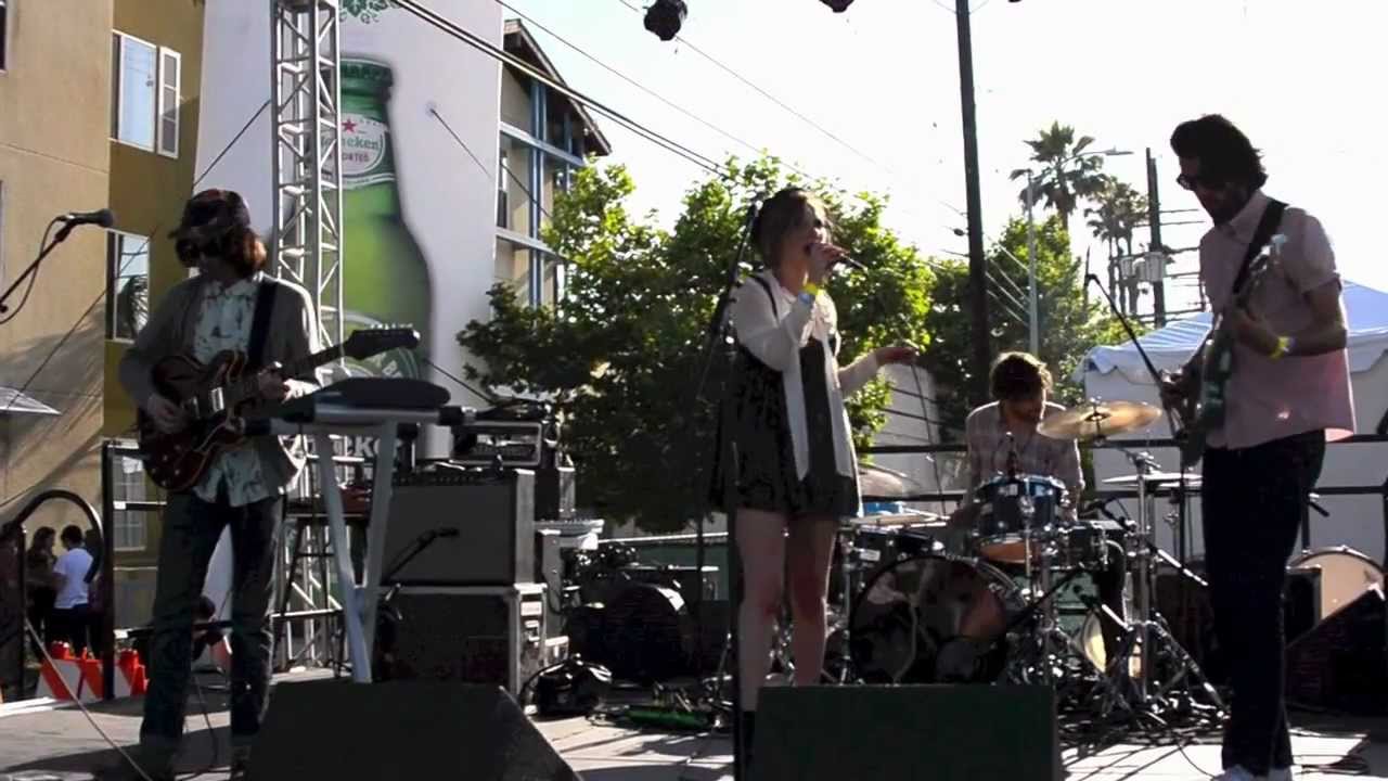 JJAMZ Play Pool Side and Heatrtbeat at Silverlake Jubilee adlı videoyu YouTube'da izle JJAMZ Play Pool Side and Heatrtbeat at Silverlake Jubilee adlı videoyu YouTube'da izle