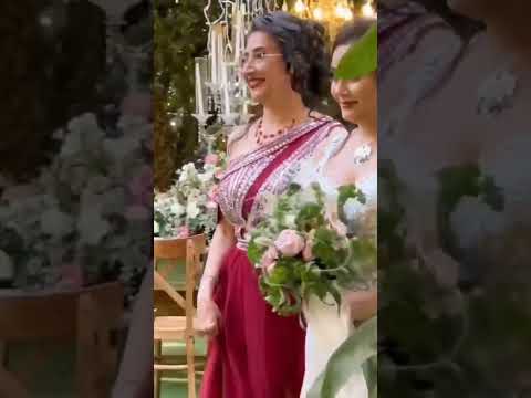 ورود عروس خانم با پدر و مادر ش اکسپلور عاشقانه عروس Shorts 