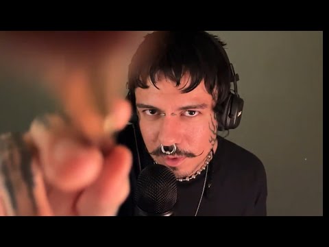 Mi primer video de ASMR en Español 🖤 susurros y triggers