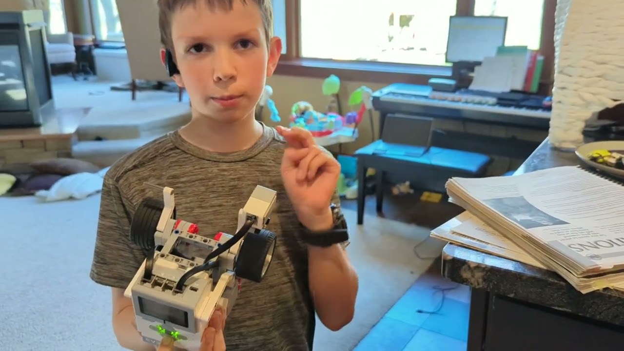 Titus multi-tasking robot