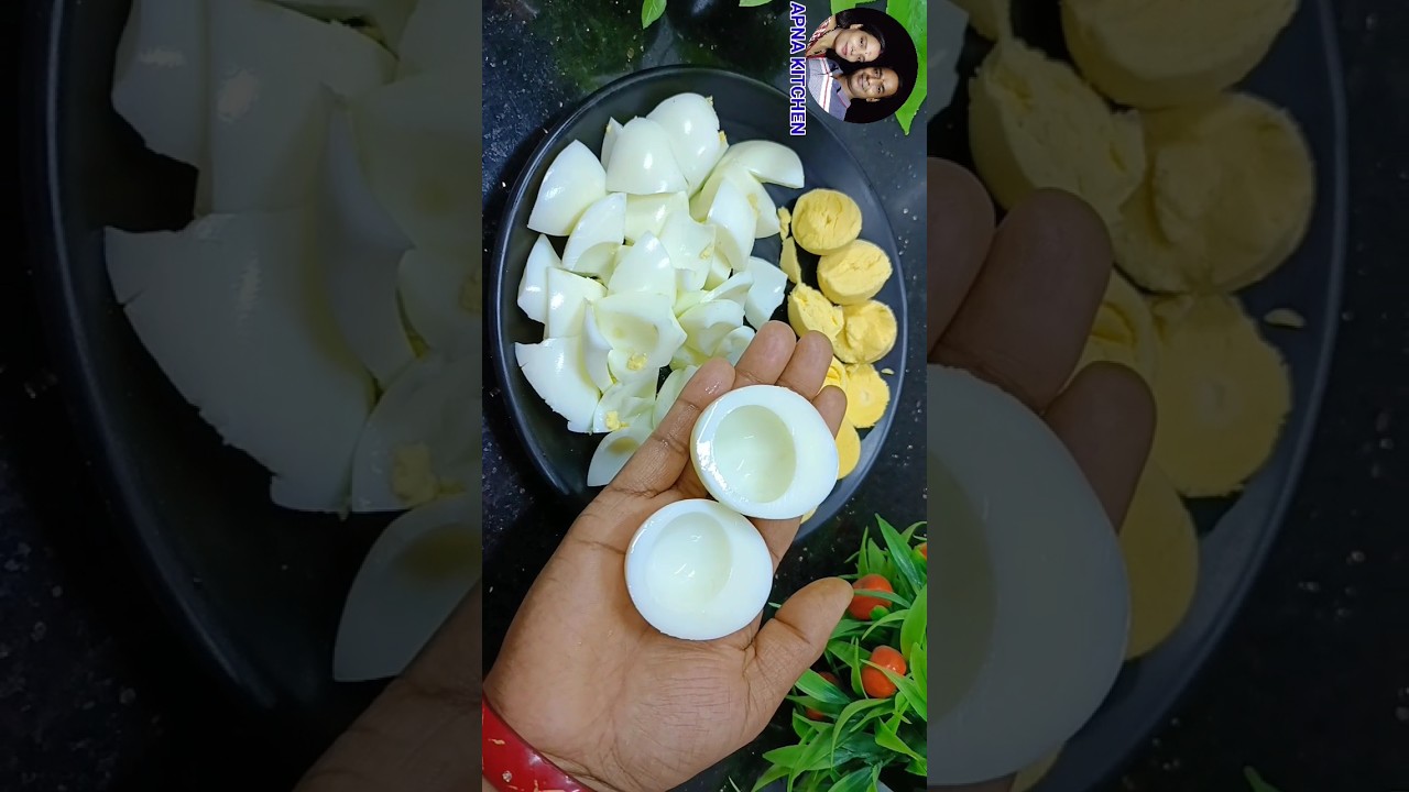 अंडा ऐसे बनाएंगे तो बिना भूख दो की जगह 10 रोटी खाएंगे उंगलियाॅं क्या पूरी प्लेट भी चाट जाएंगे