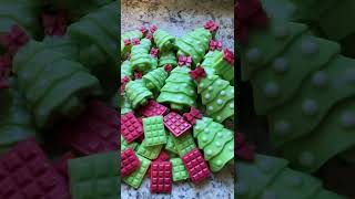 So many Christmas melts this year!! 🎄💜🙌 #waxmelts #christmastree #green #pouring #medium  #shorts