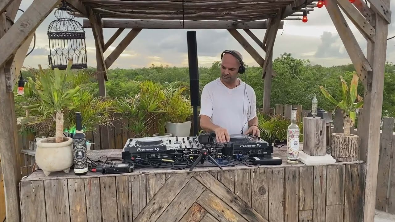 Watch Siopis | Minimal House Tulum Sunset by Ephimera | Tulum (Mexico) on YouTube Watch Siopis | Minimal House Tulum Sunset by Ephimera | Tulum (Mexico) on YouTube