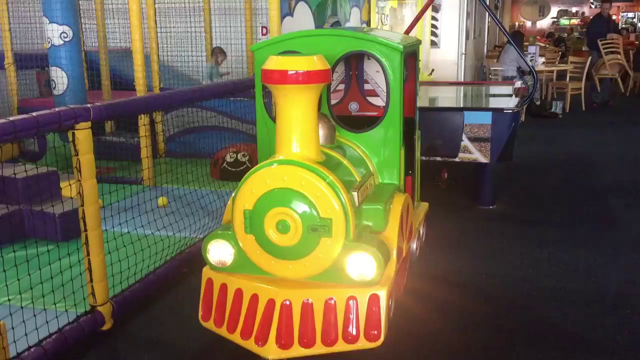 Jolly Roger Santa Fe Train Kiddie Ride (RARE!) - YouTube
