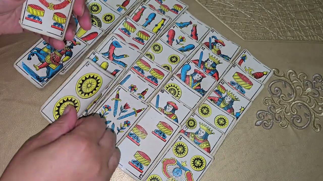 فتحت فالك وقريت كارطتك💥أسرارك واللي فبالك جايك🤎 البيضاء والسمراء والحنطية