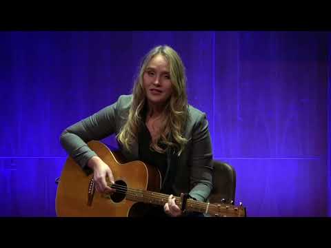 Lisanne Spaander zingt live