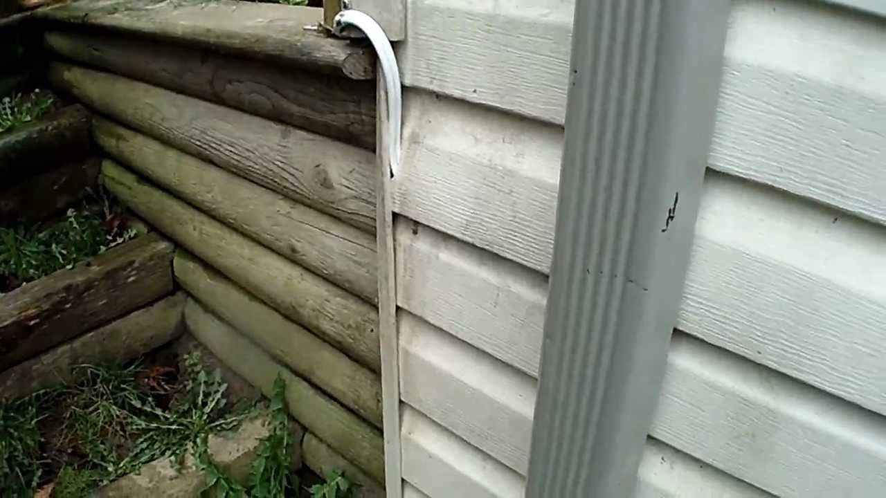 Roof Mount, Hiding Cables behind Siding - YouTube