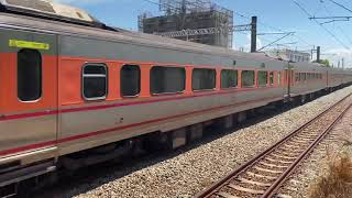 116次自強號花壇站通過(3148次區間車待避)