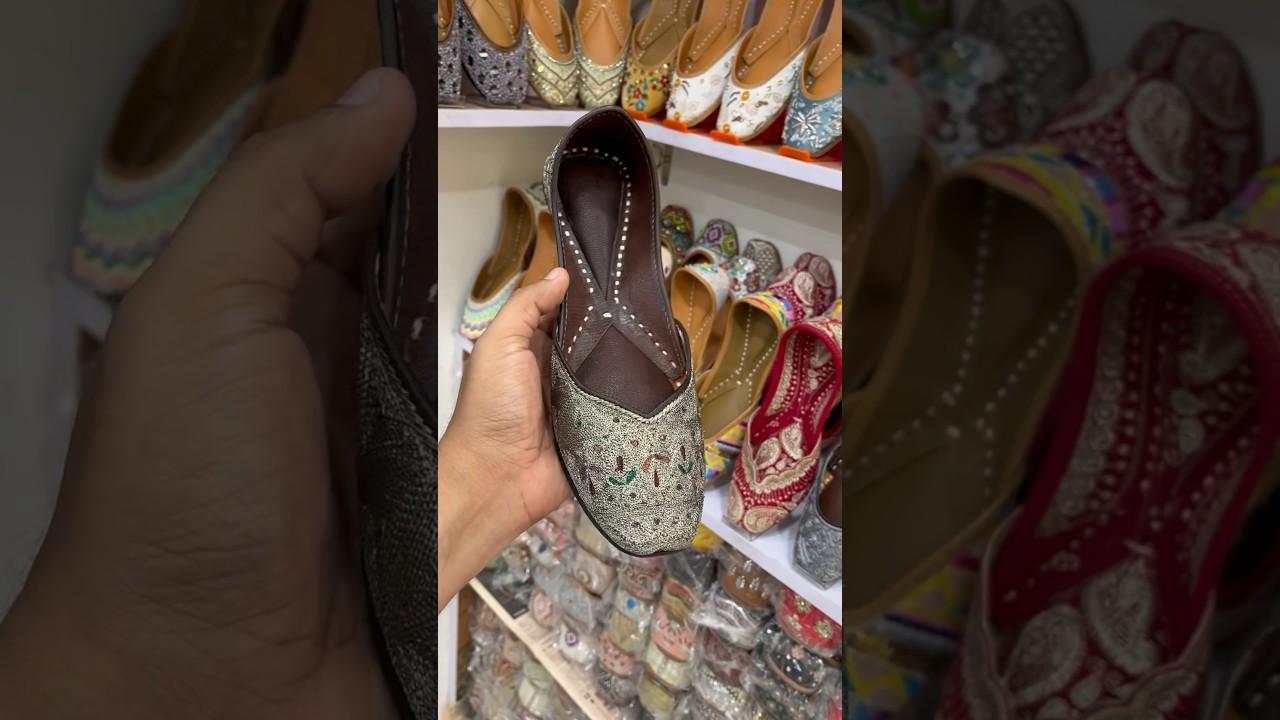 Heavy zari work jutti | contact 9050582145 for bulk order 