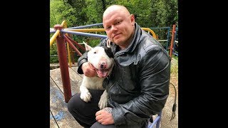 Top Powerlifter Told By Airline To Prove Shes A Woman Or She Cant Board Flight