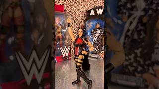 Wwe elite Stephanie Vaquer, Giulia and AEW Kris Statlander figure review!