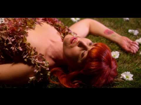 Barbora Bloom - Každý sme iný (Official Video)