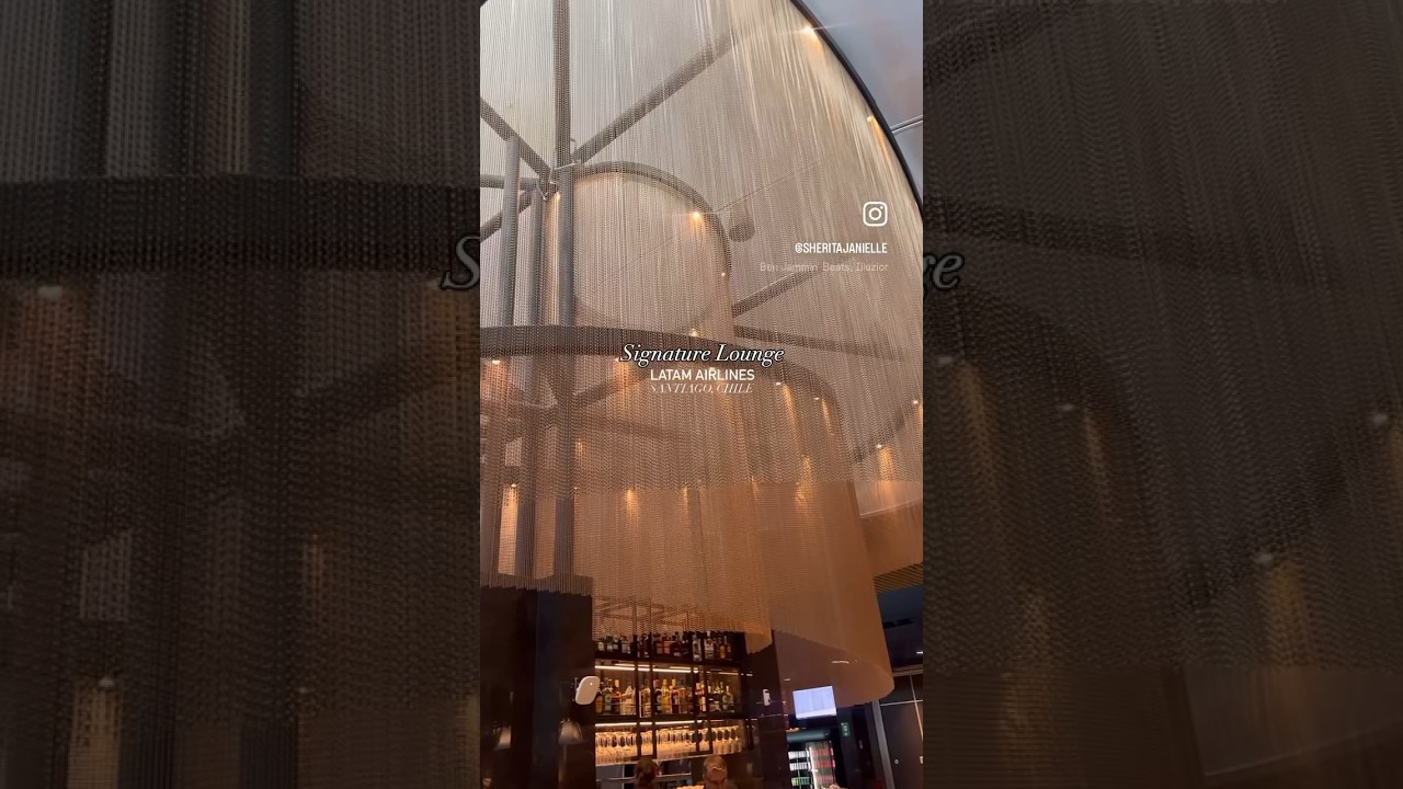 Latam Signature Lounge, Santiago Chile.