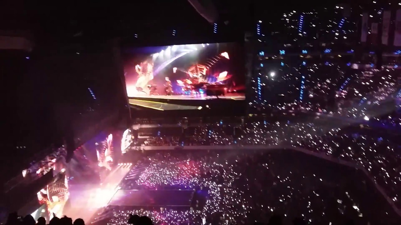 EXO'rDIUM MEXICO CITY Monster Wolf inicio del concierto 27.04.2017