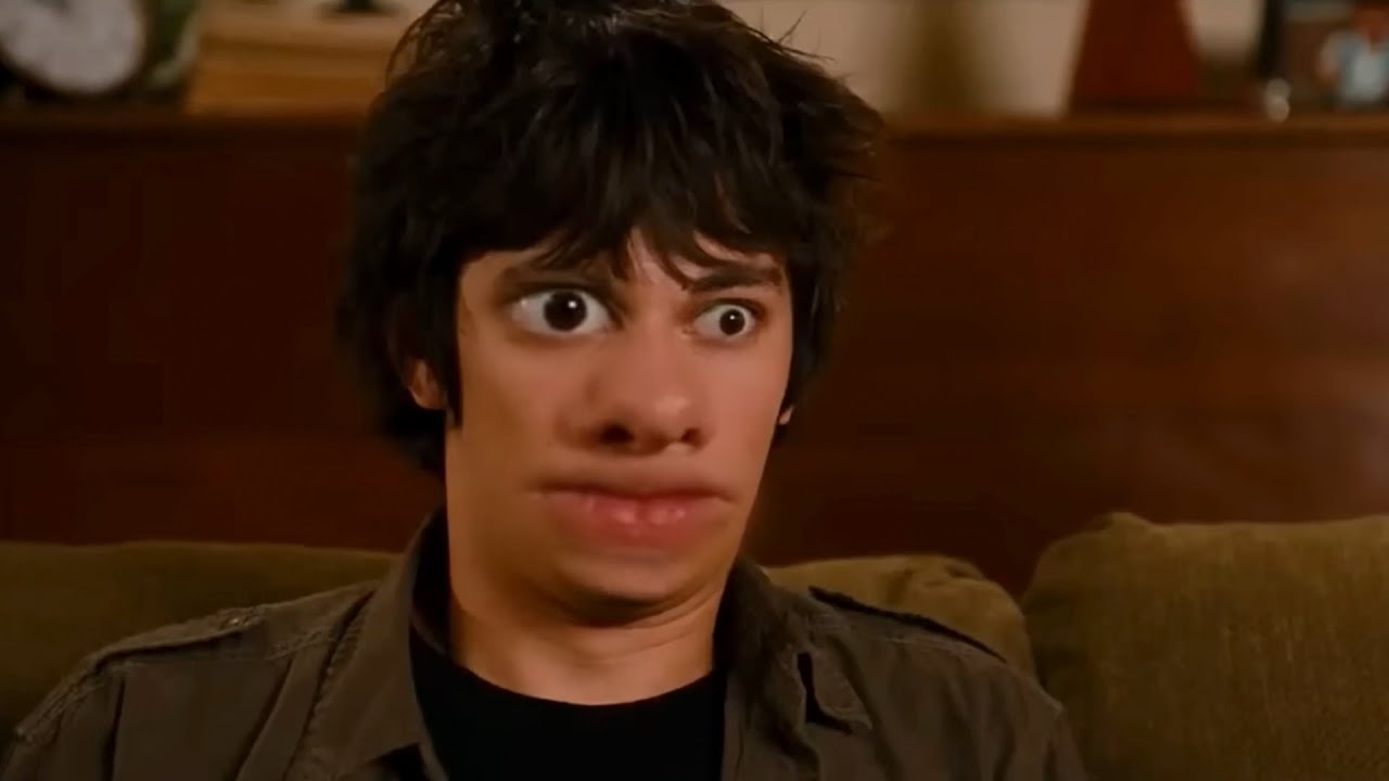 Roderick Mocking Rodrick - YouTube