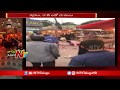 Small traders clash at Charminar last night