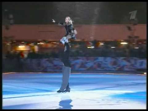 Елена Бережная и Антон Сихарулидзе - Снег