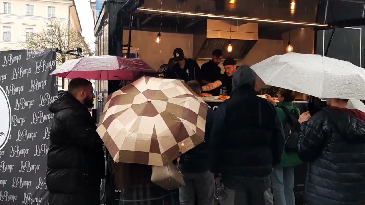 Le Burger verteilt am Heuplatz 222 gratis Burger.