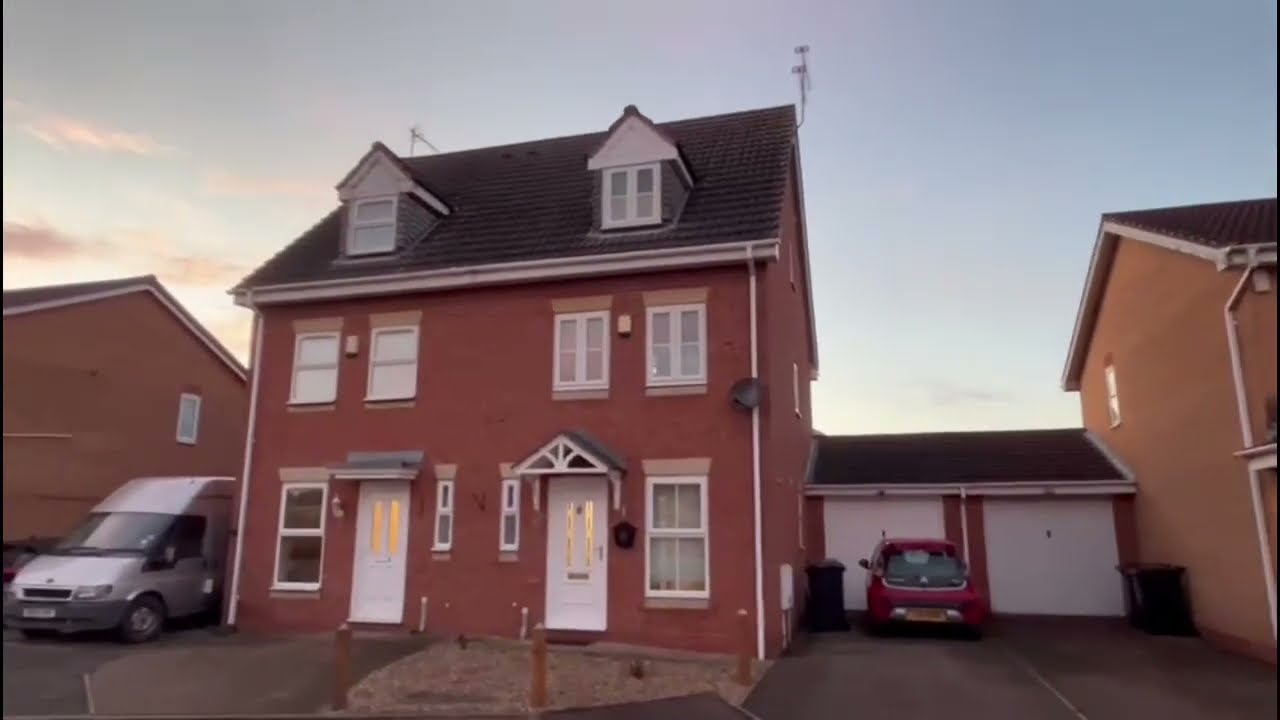 House for Sale in Coventry - Sephton Drive, Hawkesbury Village, Coventry with Hawkins Estate Agents