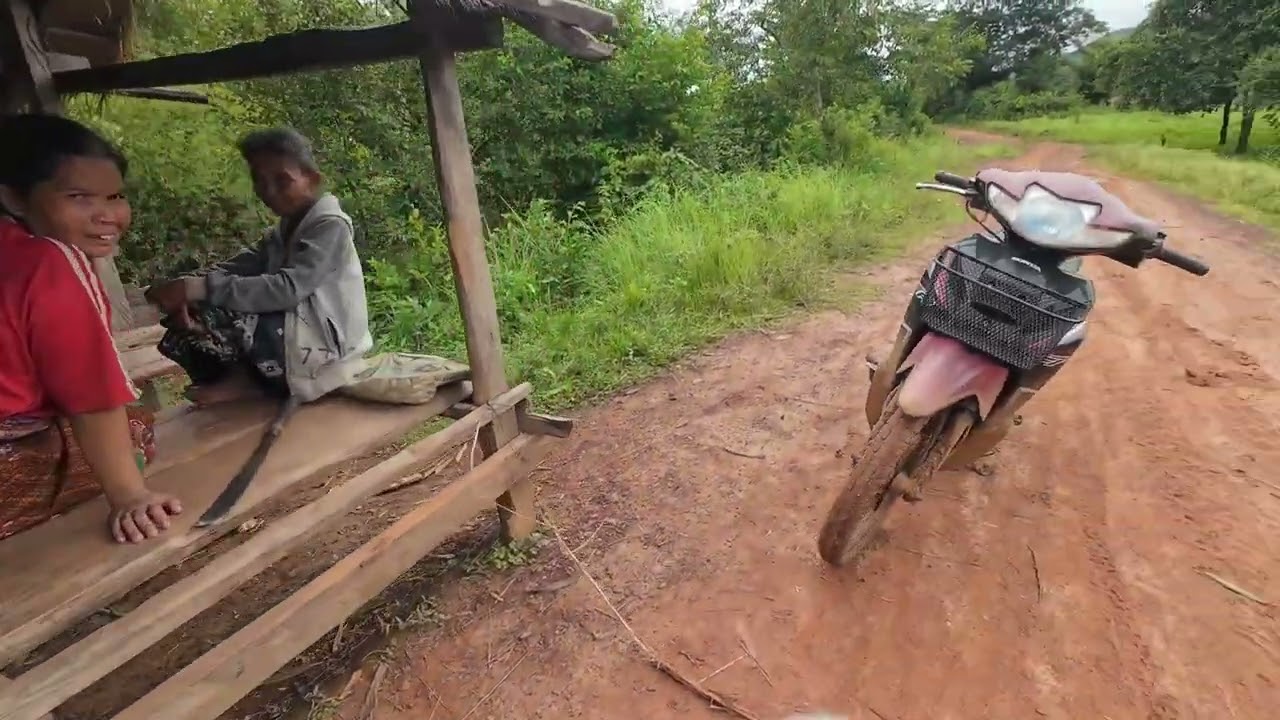 การเดินทางในเขตชนบทประเทศลาว🇱🇦
